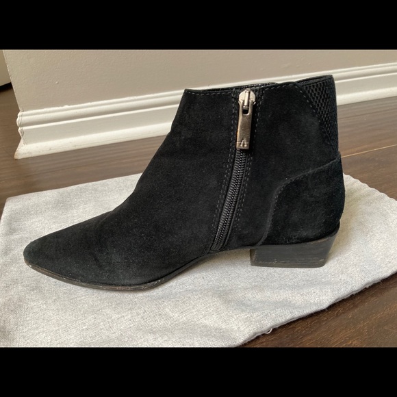 Aquatalia weatherproof suede ankle boots - Picture 5 of 8
